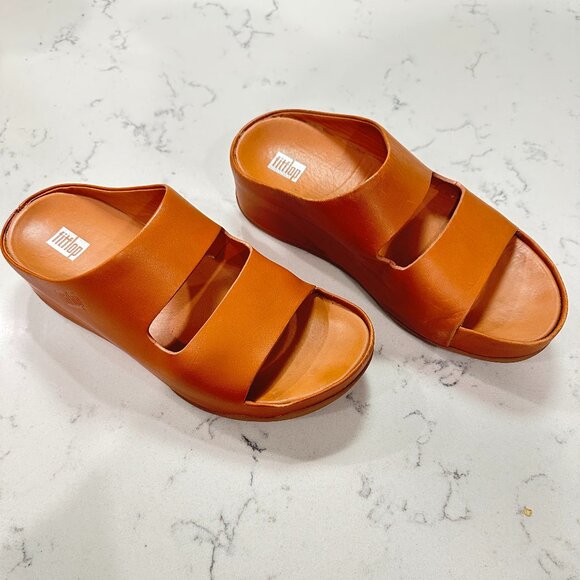 FitFlop, size 7 Brown Slide with Leather-Wrapped Platform - Picture 4 of 5